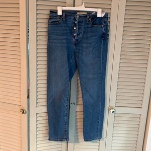 Levi’s wedgie straight leg jeans